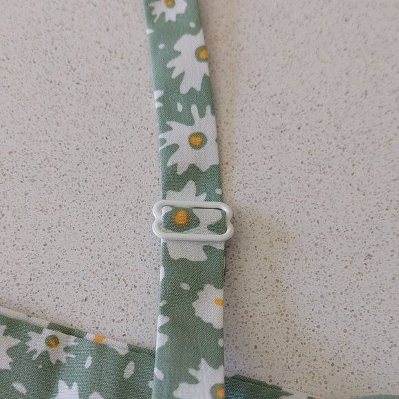 BloomChic Light Green Floral Peplum Tank Top Women's Size 12 - Picture 6 of 10